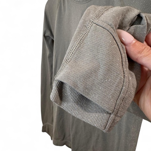 Athleta Momentum Seamless Sparkle Grey Bluff Long Sleeve - Picture 7 of 8